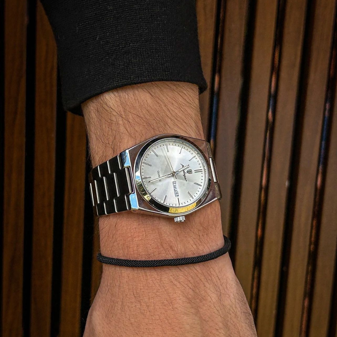 Moderner Mann SIGNATURE-UHR
