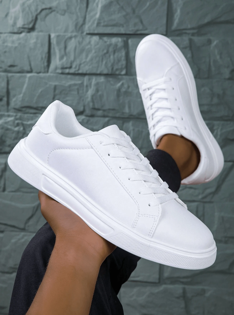 Essential Sneaker – Weiß | Klassisch & Vielseitig